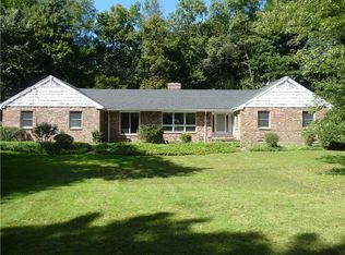 5 Angus Ln, Greenwich, CT 06831
