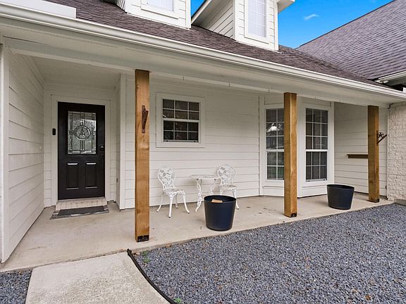 3rd image of 23629 Spring Branch Trl