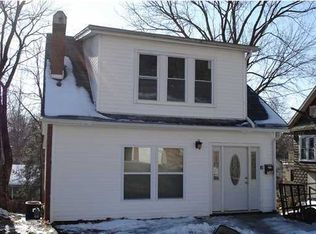 705 Hazel Rd, Charleston, WV 25314