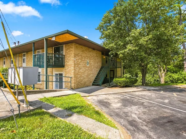 555 N Dupont Ave #D-93, Madison, TN 37115