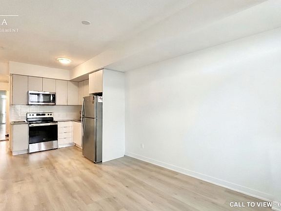 4th image of 204 Burnhamthorpe Rd E #1406