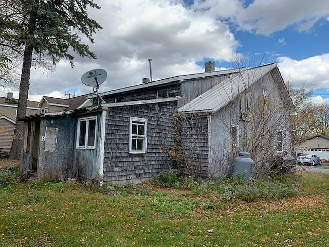 2nd image of 17 Water St
