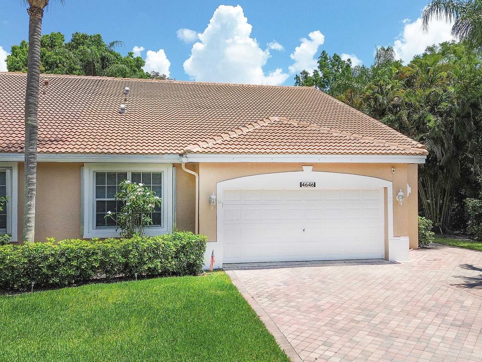 4646 Carlton Golf Drive — Wycliffe Golf & Country Club