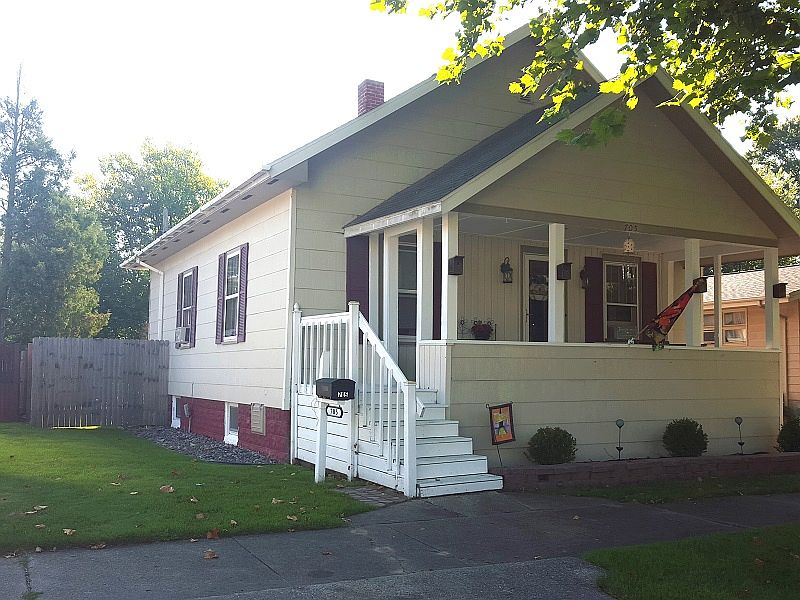 1st image of 705 S Chilson St