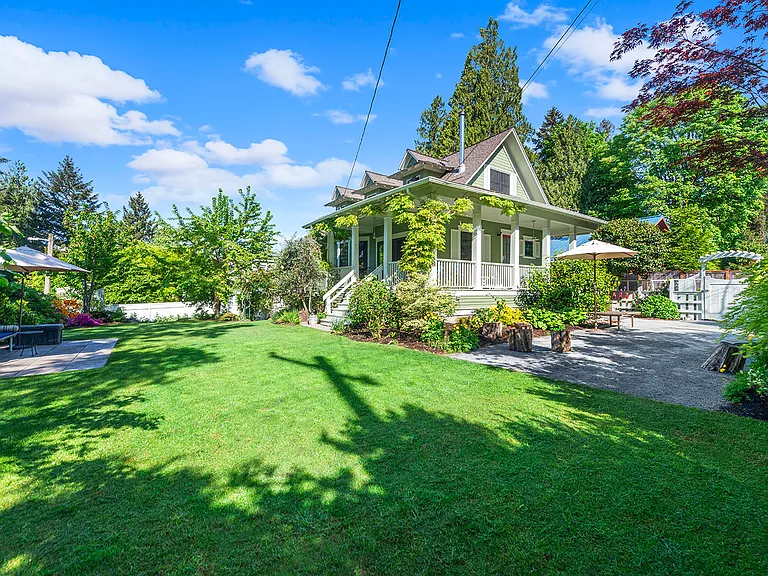 7541 Seward Park Ave S — Photo 20