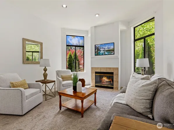 9009 Avondale Road NE #M226, Redmond, WA 98052