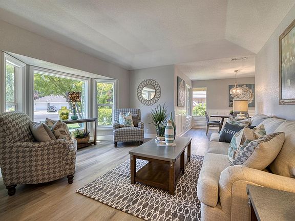 3rd image of 3587 Annabelle Ct