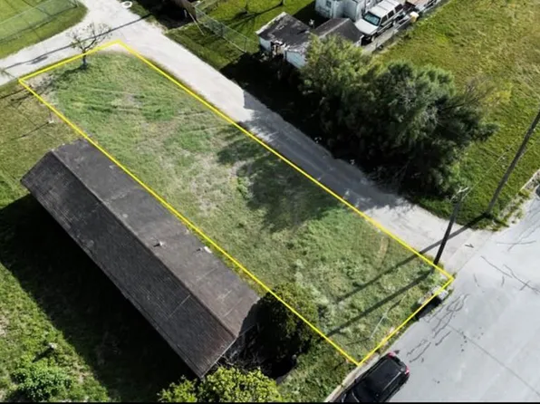1101 Beaumont St, Harlingen, TX 78550