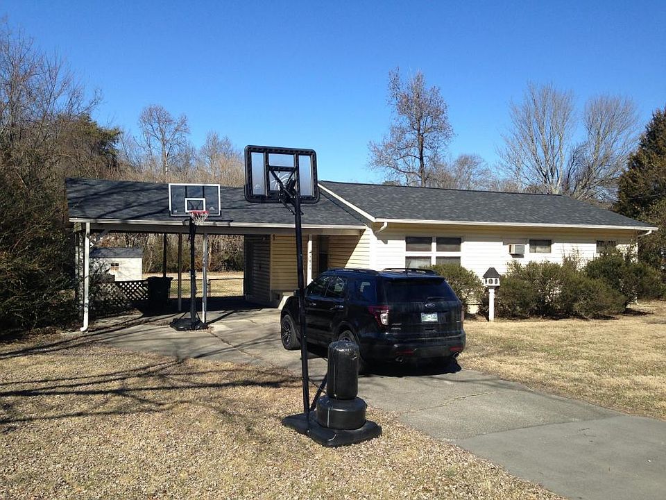 1st image of 7825 Westacres Dr