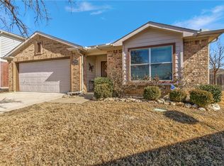 8508 Buffalo Creek Dr, Fort Worth, TX 76131