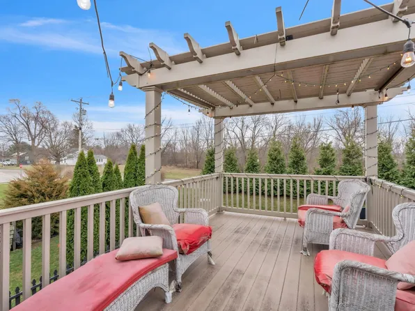 1406 Fairview Run, Kendallville, IN 46755