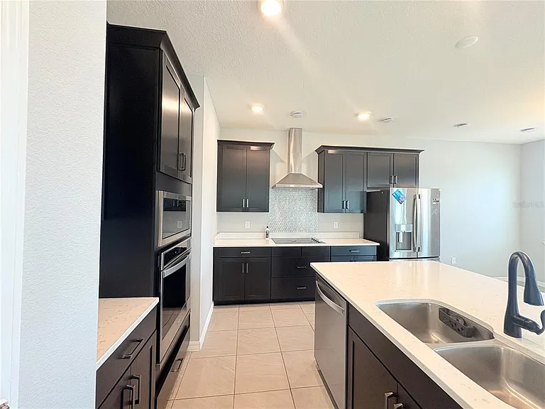 1753 Petiole Pl — Photo 11