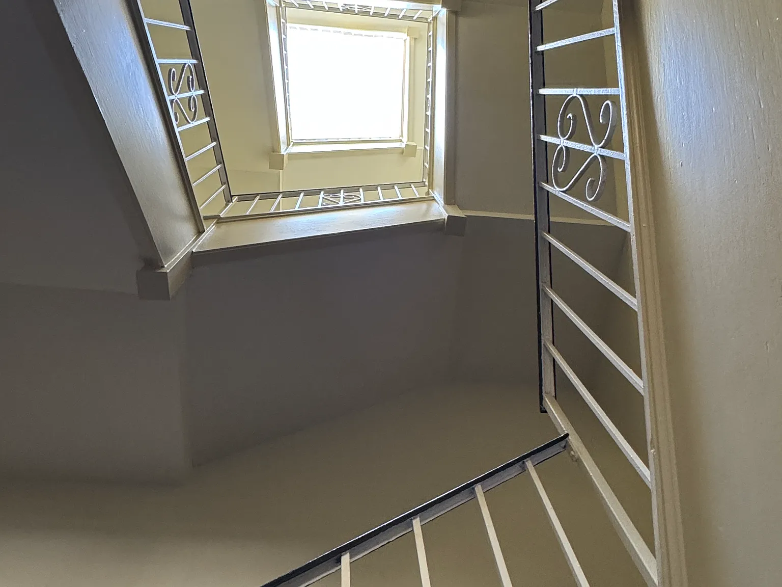 1 bed, 550 sqft, $2,200 — Photo 4