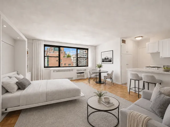 233 East 69th Street image 1 of 10
