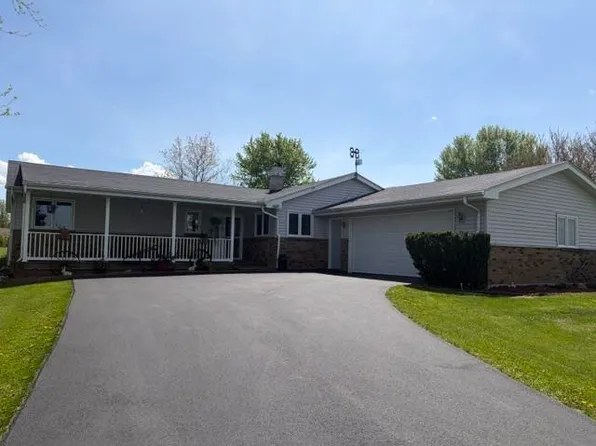 14966 Laube Rd, Durand, IL 61024