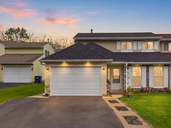 577 Horace Dr, Elgin, IL 60120