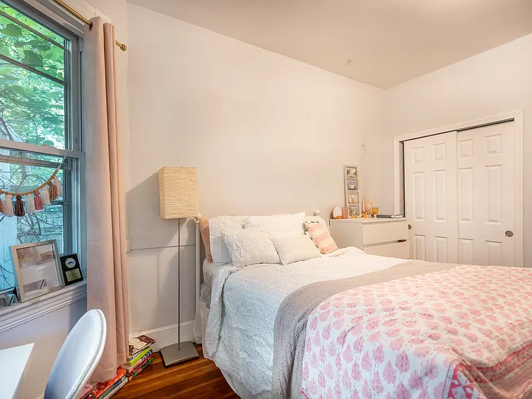 86 Brook St #1 — Photo 18