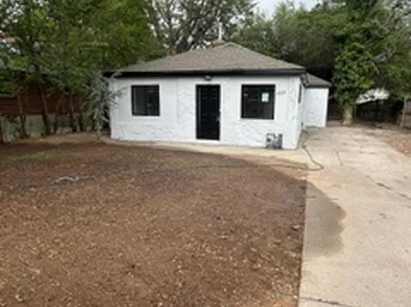 920 N Catherine St W, Salt Lake City, UT 84116