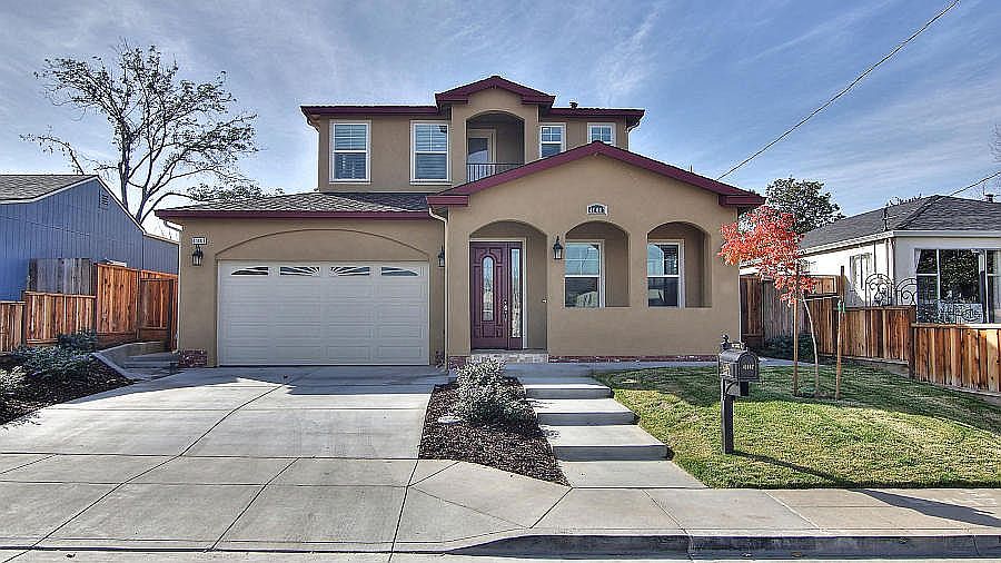 1st image of 41447 Carmen St