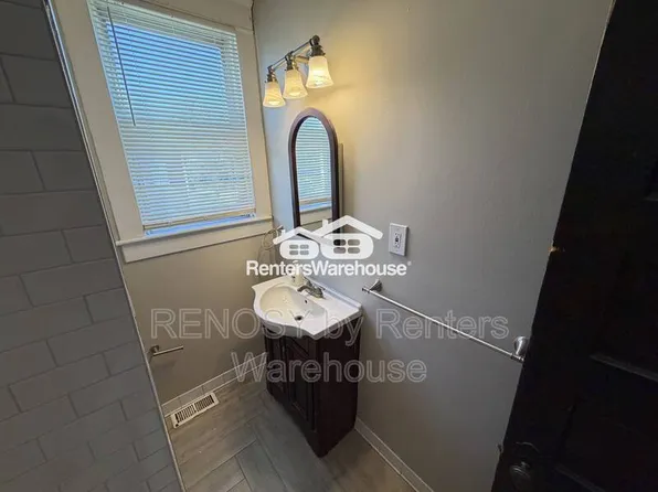400 Lyndhurst St, Baltimore, MD 21229