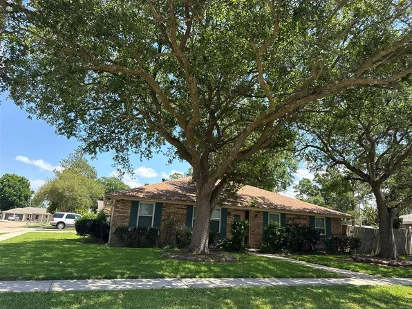 2188 Oak Tree Dr, La Place, LA 70068