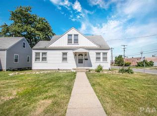 3131 N Sherwood Ave, Peoria, IL 61604