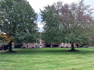 2520 N River Rd NE #B23, Warren, OH 44483