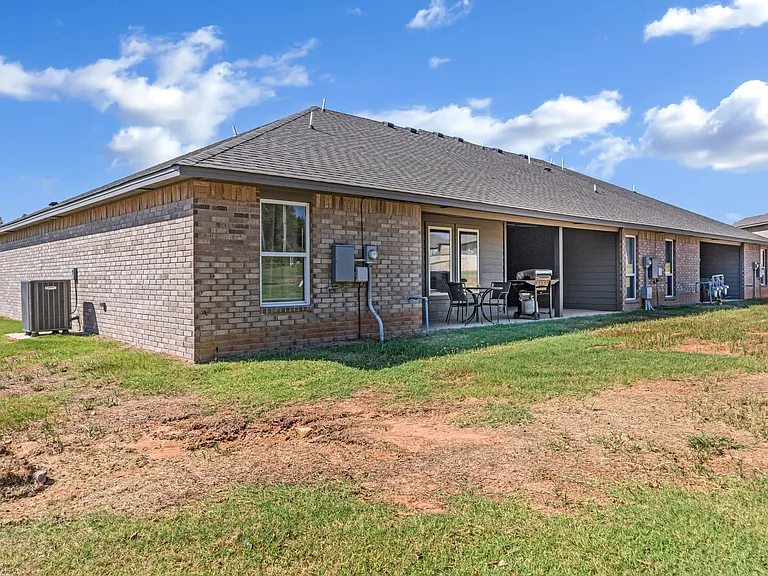 1623 E Timberridge Dr — Photo 17