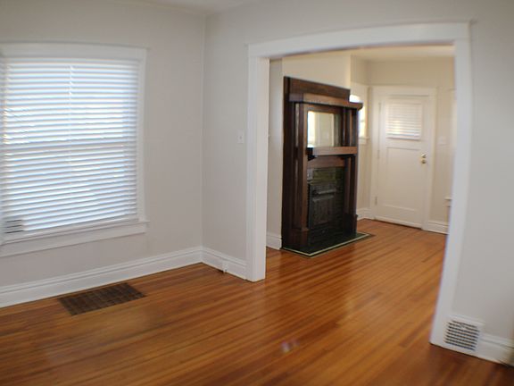 5th image of 319 E Alameda Ave #319