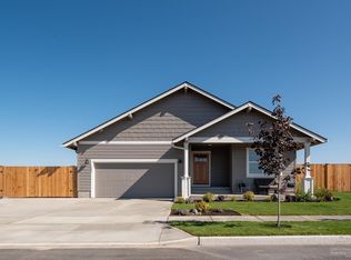 200 NW 33rd St, Redmond, OR