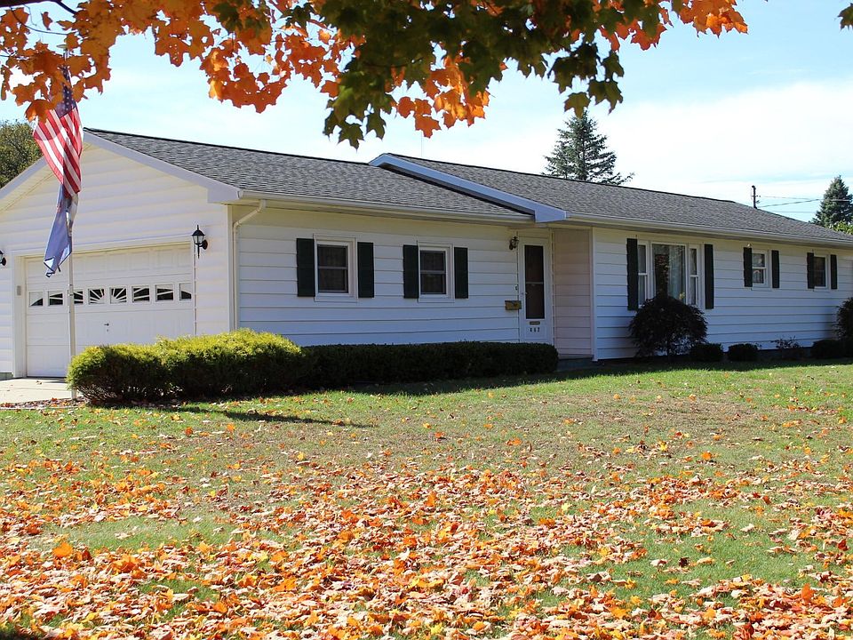 1st image of 467 Salem Dr
