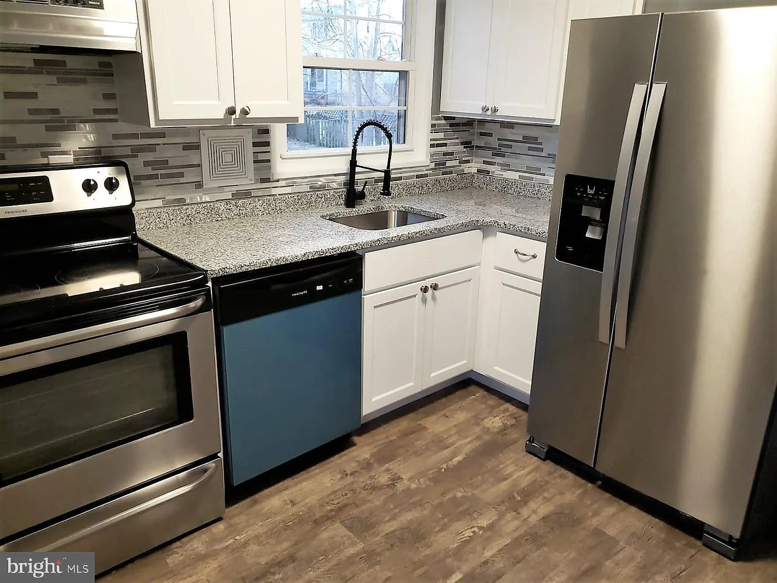 4 bed, 1788 sqft, $2,850 — Photo 4
