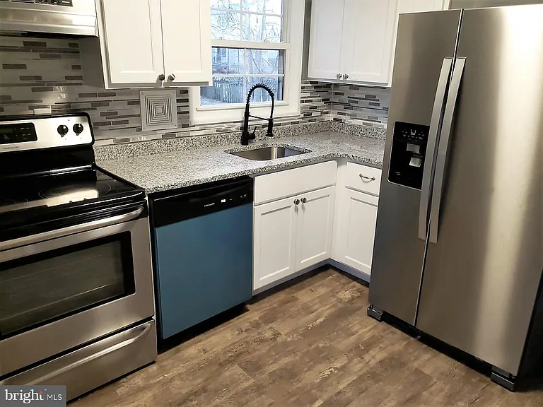 1314 Woodbridge Rd — Photo 4