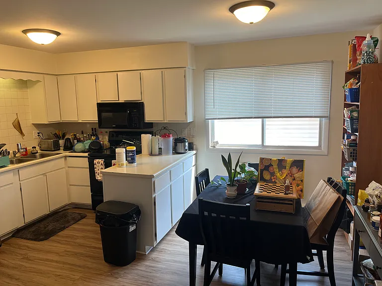 410 Fair St #4 — Photo 9