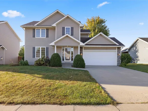512 NW 10th Cir, Grimes, IA 50111