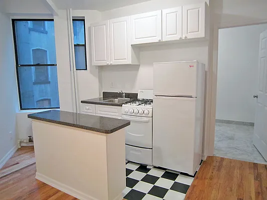 Rented by DSA Realty | media 15