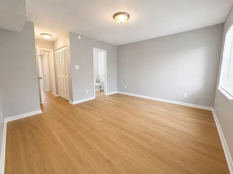 412 Fairfax Dr #6 — Photo 34