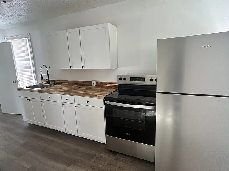 2228 Tulip St #B — Photo 5