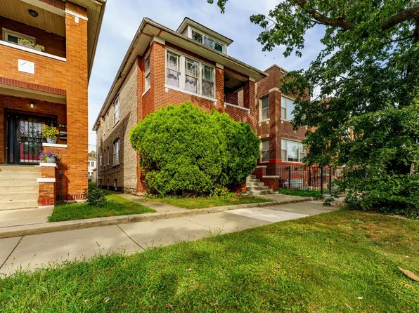 6734 S Maplewood Ave, Chicago, IL 60629
