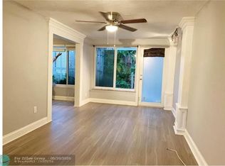 21 SE 11th Ave APT 1, Fort Lauderdale, FL 33301