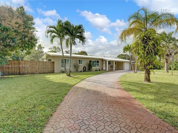 4340 SW 2nd Ct, Plantation, FL 33317