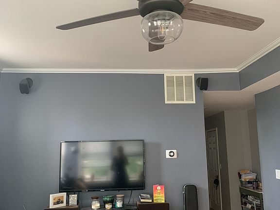 4th image of 2839 W Palmer St #3E