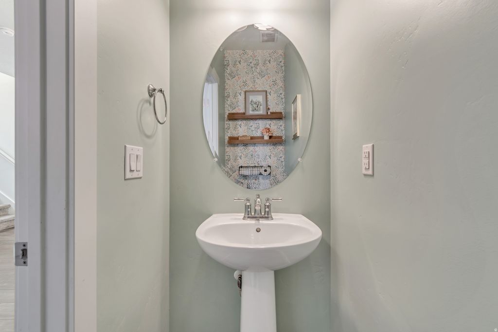 5673 N Sagewood Dr, Stansbury Park, UT - View 5