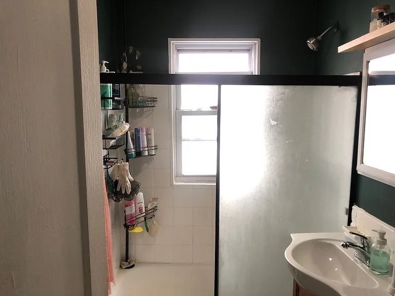 30 Claymoss Rd #1A — Photo 10