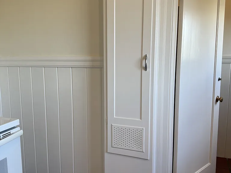 Ironing cabinet with ironing board in good condition