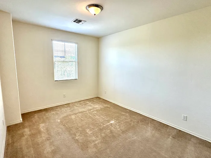 3833 E Robert St — Photo 24