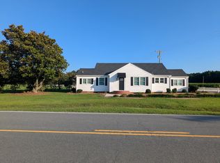 5277 Maxwell Rd, Autryville, NC 28318