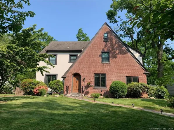 59 Spring Glen Terrace, Hamden, CT 06517
