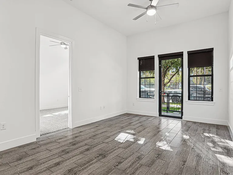 Cantabria at Turtle Creek — Photo 58