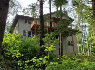 15 Big Tree Rd, Gleneden Beach, OR 97388